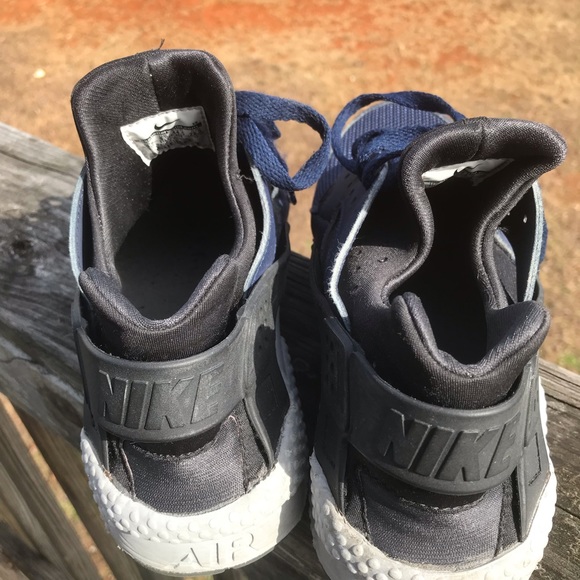 Grey Blue and Black Nike Huaraches - Picture 4 of 6